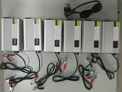 辽宁17V/1.5A锂电池充电机